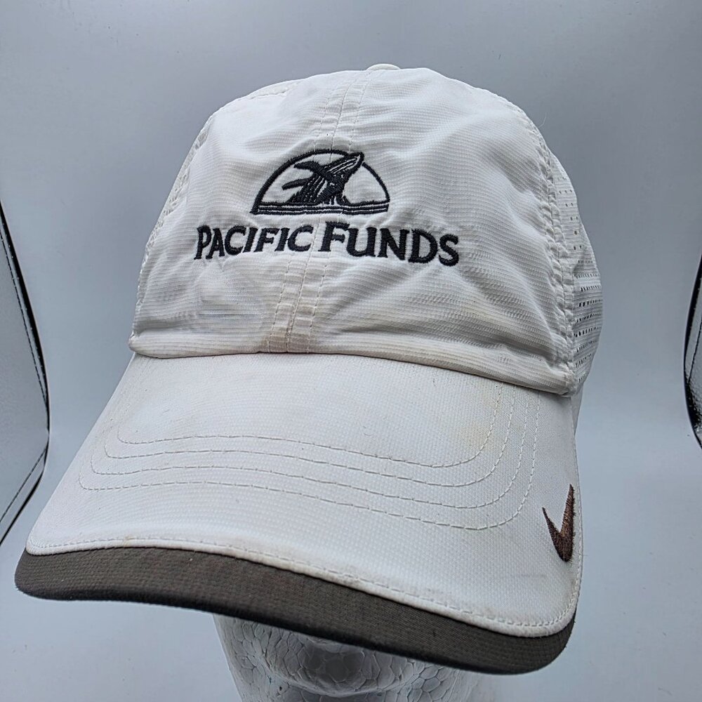 Nike Adjustable White Baseball Cap Pacific Funds Athletic Outdoors Running Walk